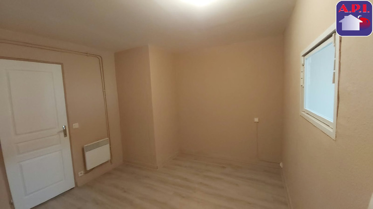 Ma-Cabane - Location Appartement TARASCON SUR ARIEGE, 31 m²