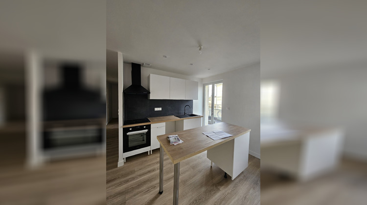 Ma-Cabane - Location Appartement Targon, 52 m²