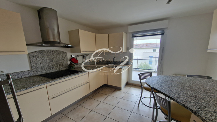 Ma-Cabane - Location Appartement Tassin-la-Demi-Lune, 72 m²