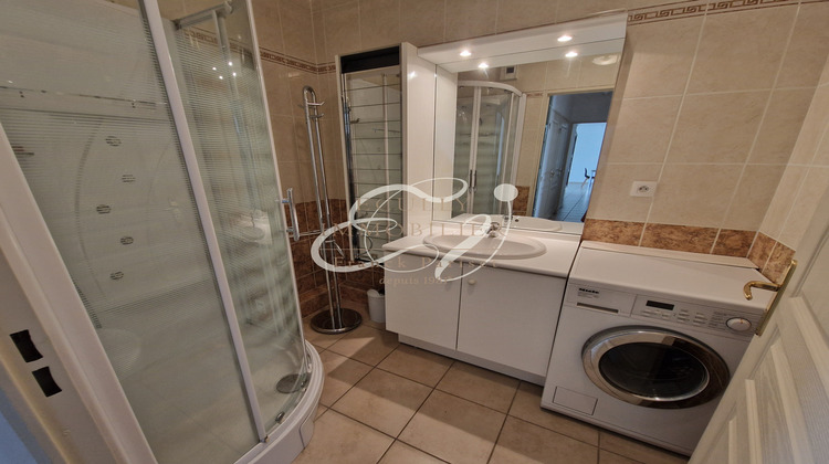 Ma-Cabane - Location Appartement Tassin-la-Demi-Lune, 72 m²