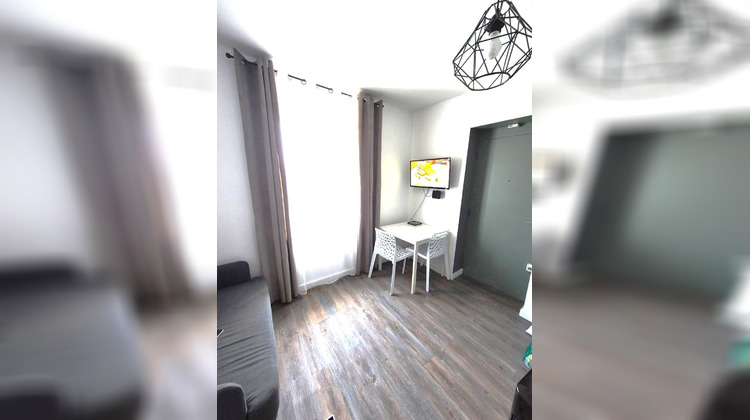 Ma-Cabane - Location Appartement Tassin-la-Demi-Lune, 24 m²