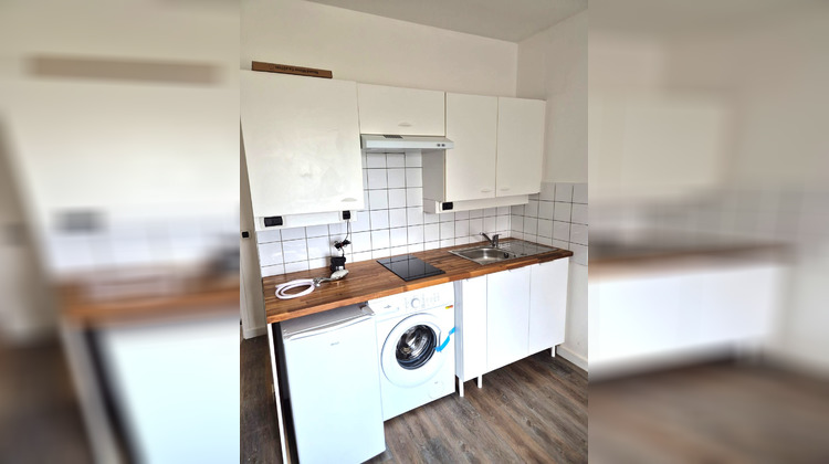 Ma-Cabane - Location Appartement Tassin-la-Demi-Lune, 24 m²