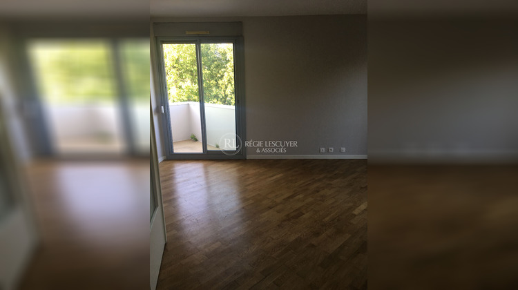Ma-Cabane - Location Appartement TASSIN-LA-DEMI-LUNE, 50 m²