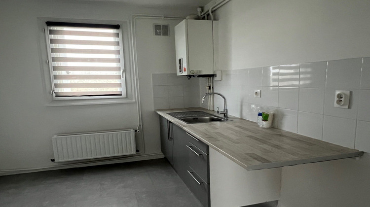 Ma-Cabane - Location Appartement Tergnier, 109 m²