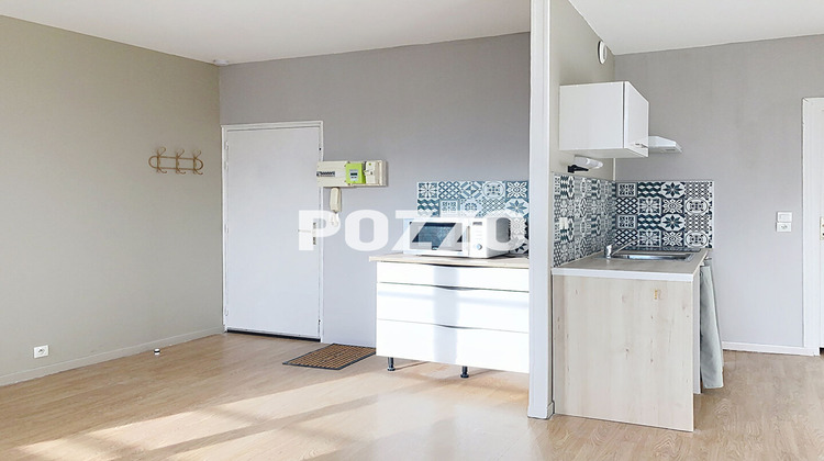 Ma-Cabane - Location Appartement TESSY-SUR-VIRE, 43 m²