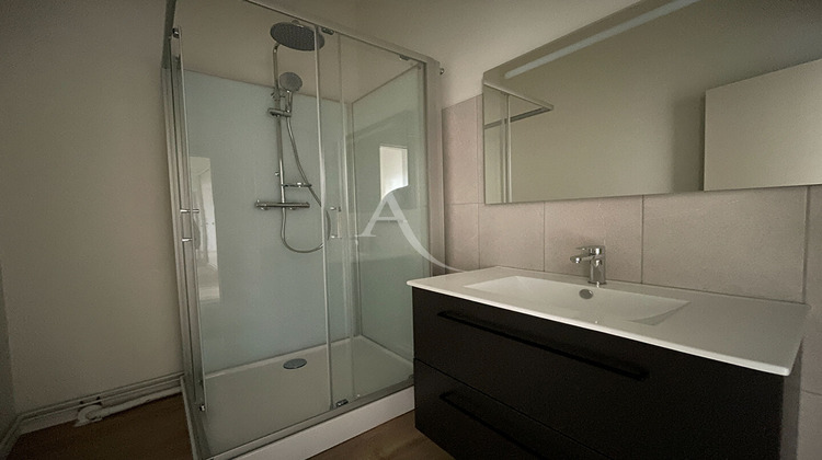 Ma-Cabane - Location Appartement THAON-LES-VOSGES, 79 m²