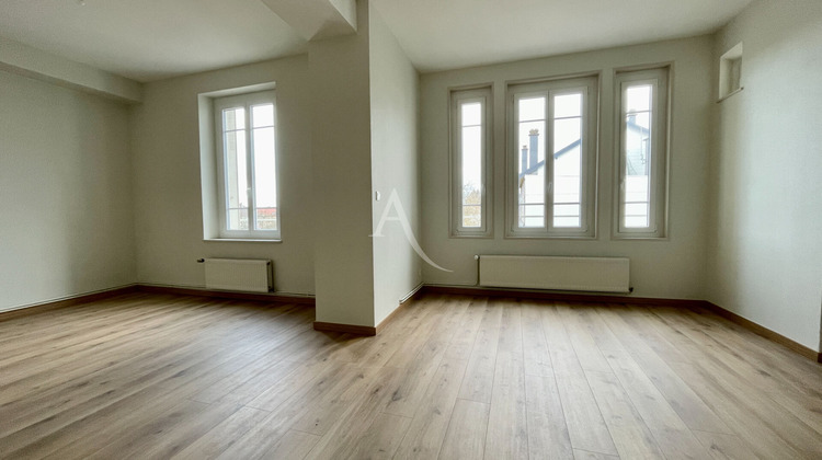 Ma-Cabane - Location Appartement THAON-LES-VOSGES, 79 m²