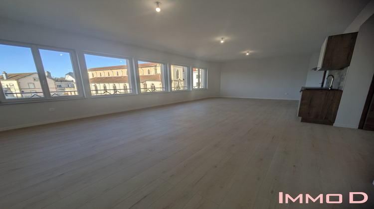 Ma-Cabane - Location Appartement Thaon-les-Vosges, 75 m²