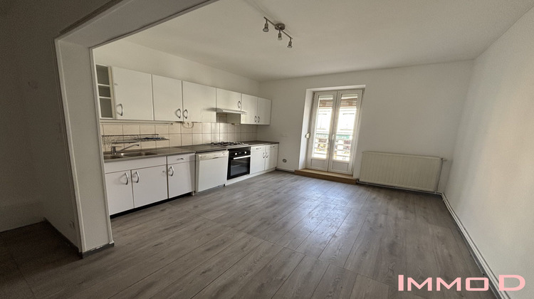 Ma-Cabane - Location Appartement Thaon-les-Vosges, 90 m²