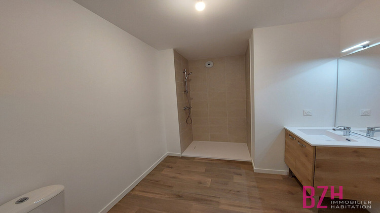 Ma-Cabane - Location Appartement THEIX, 45 m²