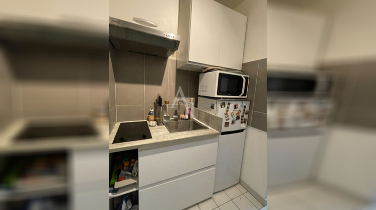 Ma-Cabane - Location Appartement THIAIS, 20 m²