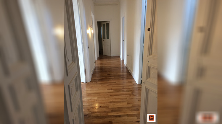 Ma-Cabane - Location Appartement Thiers, 160 m²