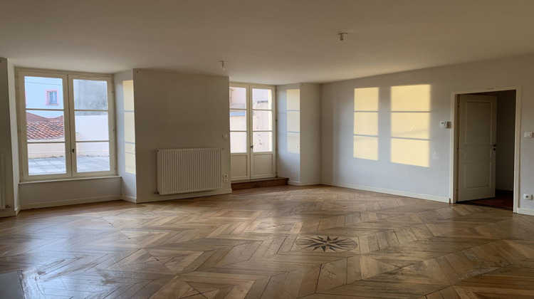Ma-Cabane - Location Appartement THIERS, 111 m²