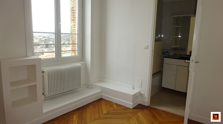 Ma-Cabane - Location Appartement Thiers, 123 m²