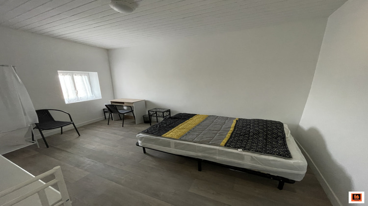 Ma-Cabane - Location Appartement Thiers, 27 m²