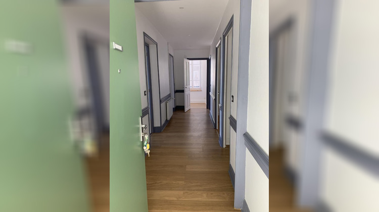 Ma-Cabane - Location Appartement THIERS, 87 m²