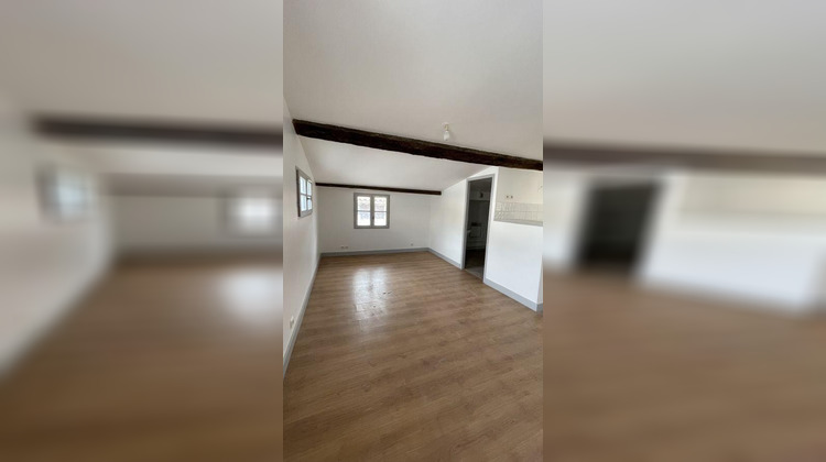 Ma-Cabane - Location Appartement THIERS, 60 m²