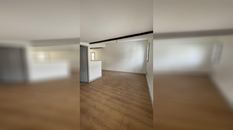 Ma-Cabane - Location Appartement THIERS, 60 m²