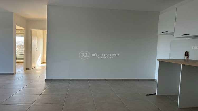 Ma-Cabane - Location Appartement THOIRY, 110 m²