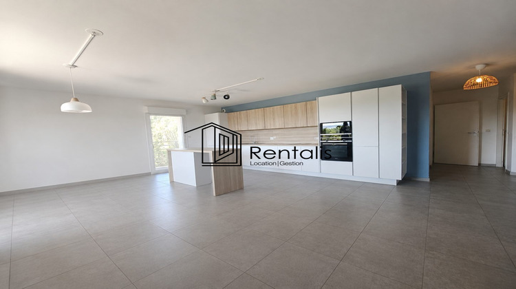 Ma-Cabane - Location Appartement Thoiry, 87 m²