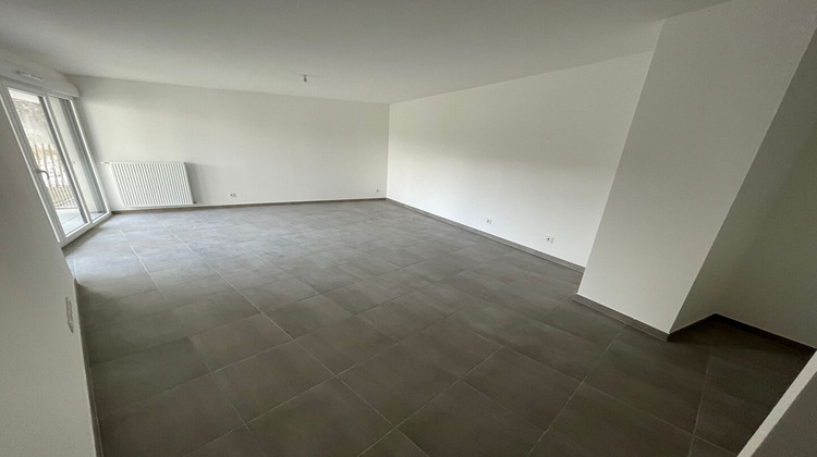 Ma-Cabane - Location Appartement THONON-LES-BAINS, 67 m²