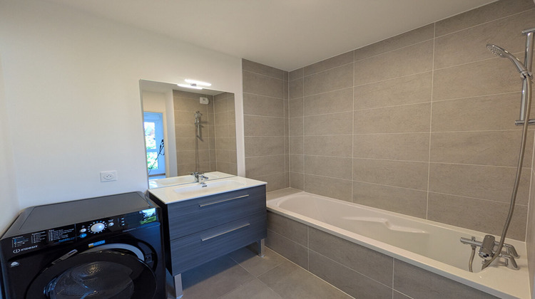 Ma-Cabane - Location Appartement THONON-LES-BAINS, 53 m²