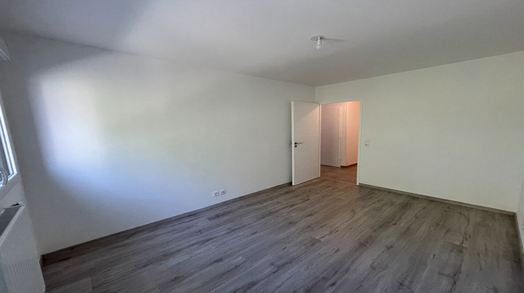 Ma-Cabane - Location Appartement THONON-LES-BAINS, 62 m²