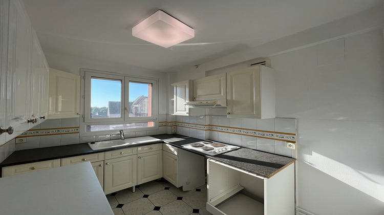 Ma-Cabane - Location Appartement TINQUEUX, 69 m²