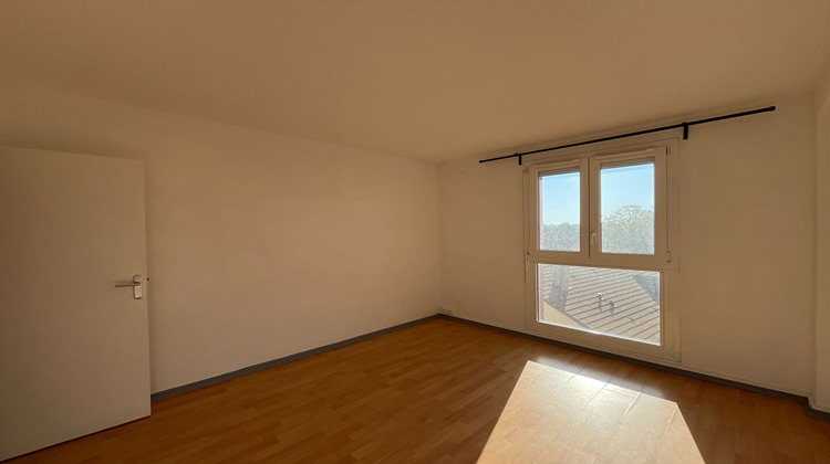 Ma-Cabane - Location Appartement TINQUEUX, 69 m²