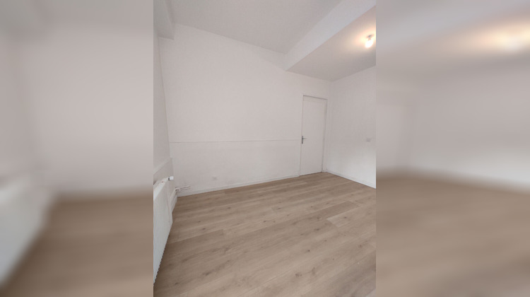 Ma-Cabane - Location Appartement TINQUEUX, 37 m²