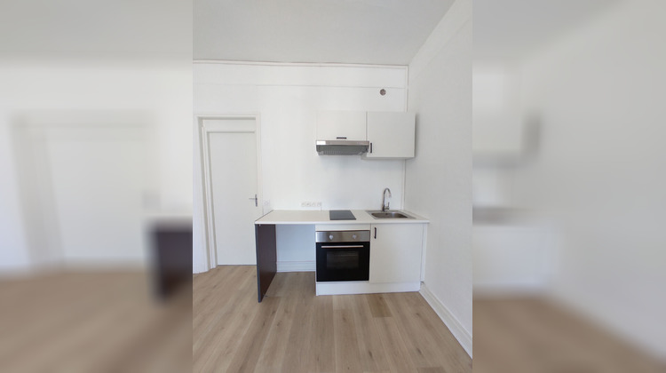 Ma-Cabane - Location Appartement TINQUEUX, 20 m²