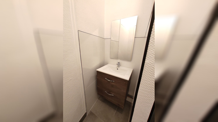 Ma-Cabane - Location Appartement TINQUEUX, 20 m²