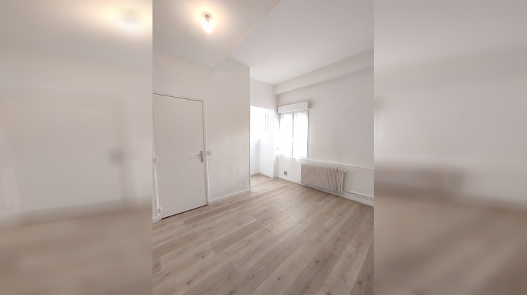 Ma-Cabane - Location Appartement TINQUEUX, 37 m²