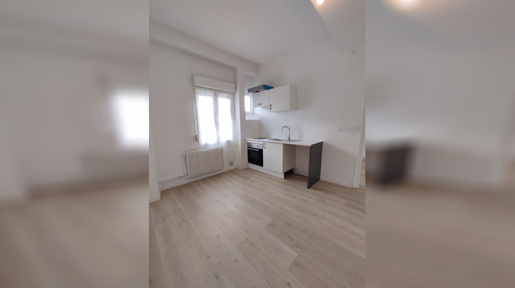 Ma-Cabane - Location Appartement TINQUEUX, 37 m²