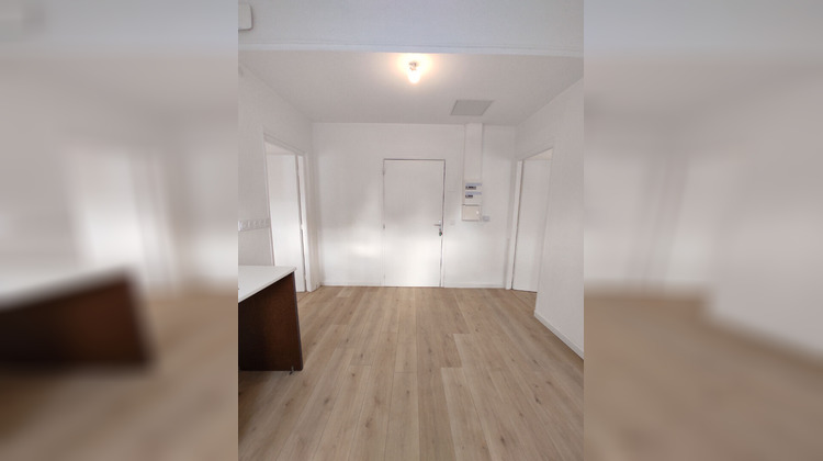 Ma-Cabane - Location Appartement TINQUEUX, 37 m²