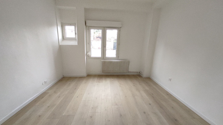 Ma-Cabane - Location Appartement TINQUEUX, 37 m²