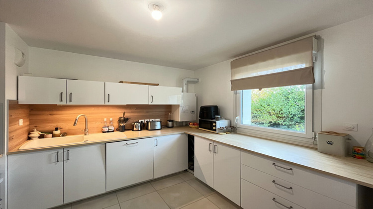 Ma-Cabane - Location Appartement TINQUEUX, 46 m²