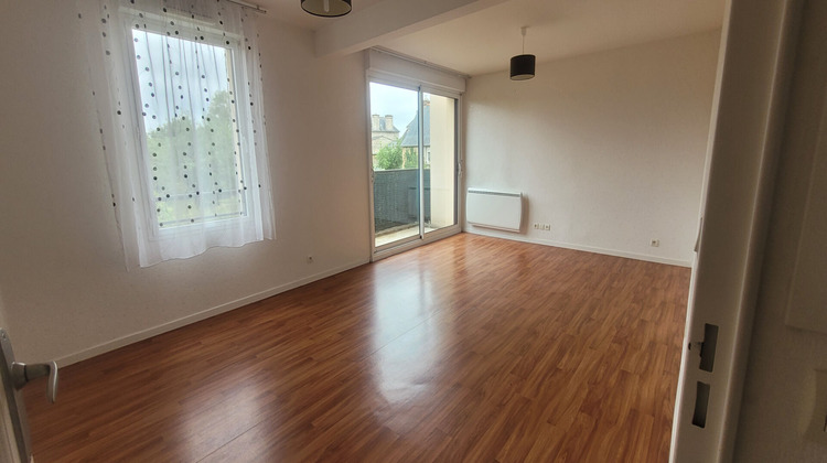 Ma-Cabane - Location Appartement TINTENIAC, 68 m²