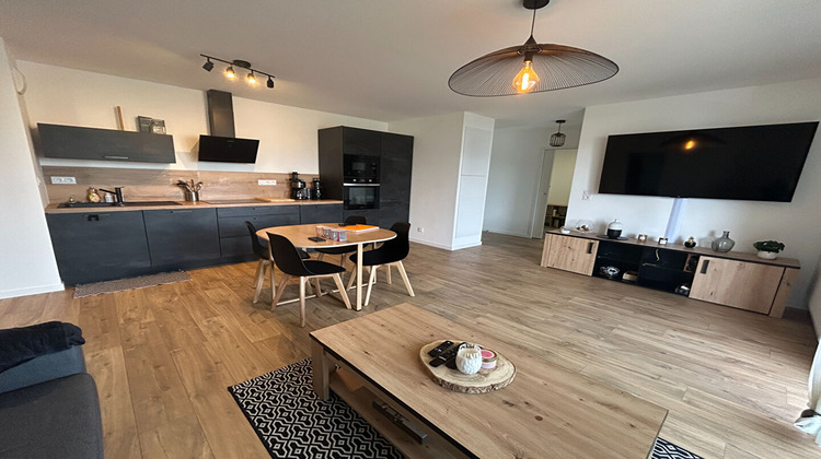 Ma-Cabane - Location Appartement TINTENIAC, 61 m²