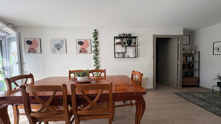 Ma-Cabane - Location Appartement TONNAY-CHARENTE, 69 m²