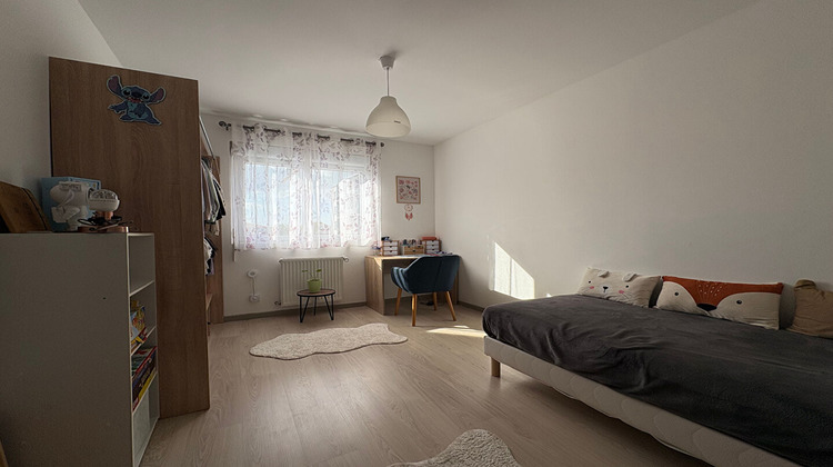 Ma-Cabane - Location Appartement TONNAY-CHARENTE, 69 m²
