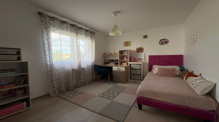 Ma-Cabane - Location Appartement TONNAY-CHARENTE, 69 m²
