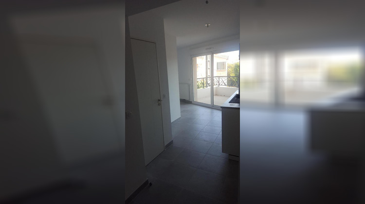 Ma-Cabane - Location Appartement TOULON, 38 m²