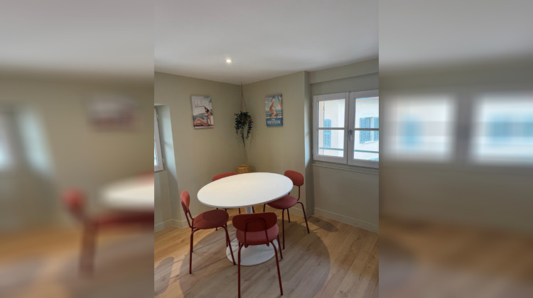 Ma-Cabane - Location Appartement Toulon, 26 m²