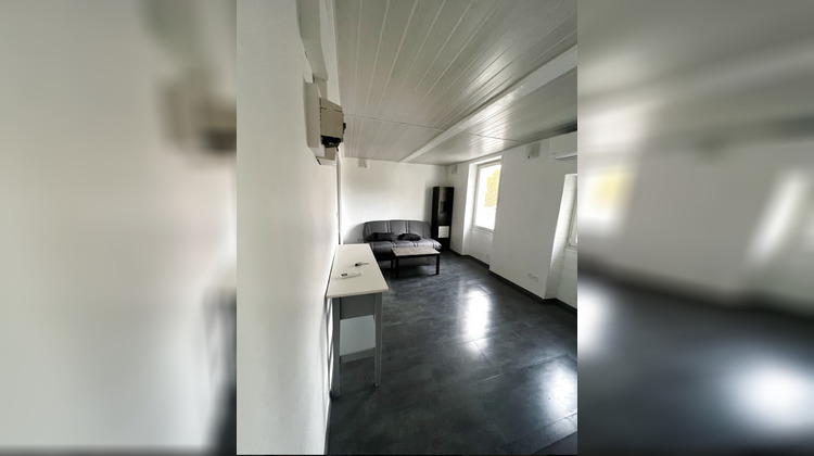 Ma-Cabane - Location Appartement Toulon, 26 m²