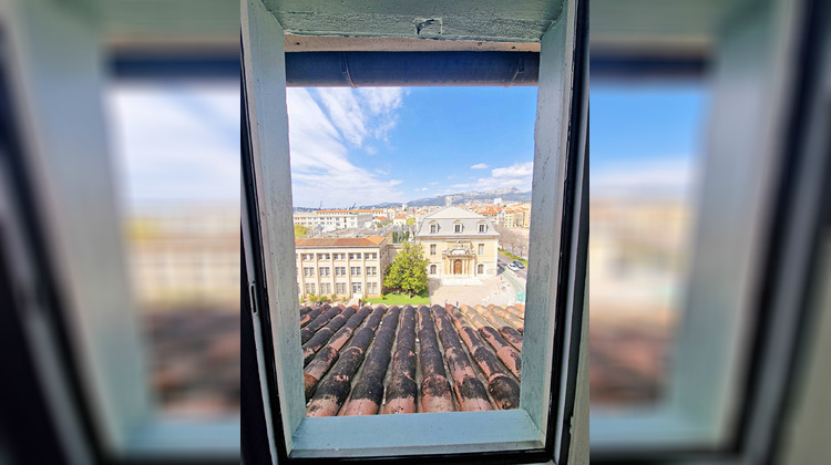 Ma-Cabane - Location Appartement Toulon, 18 m²