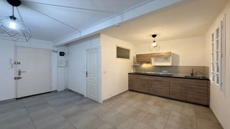 Ma-Cabane - Location Appartement Toulon, 23 m²