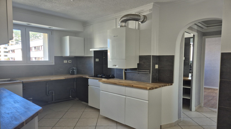 Ma-Cabane - Location Appartement Toulon, 70 m²