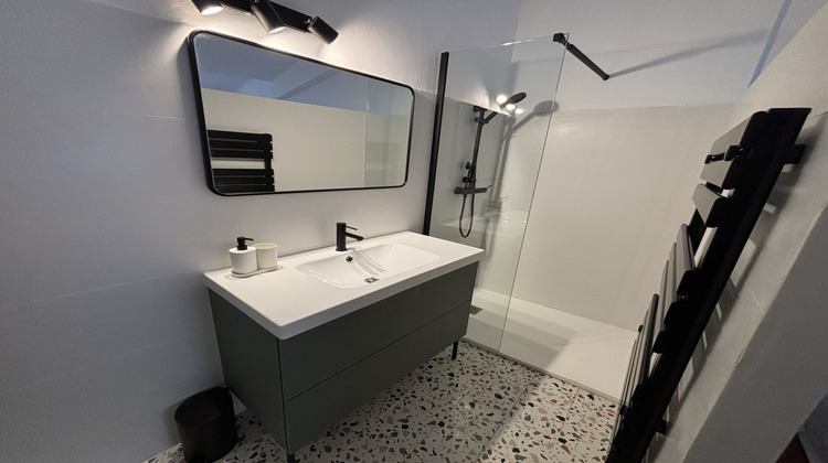 Ma-Cabane - Location Appartement Toulon, 45 m²