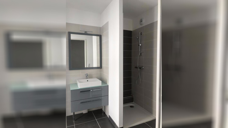 Ma-Cabane - Location Appartement Toulon, 47 m²
